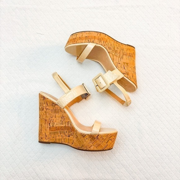 Schutz Hattie Cream Leather Platform Sandal NWOB Size 8.5 - Picture 3 of 7